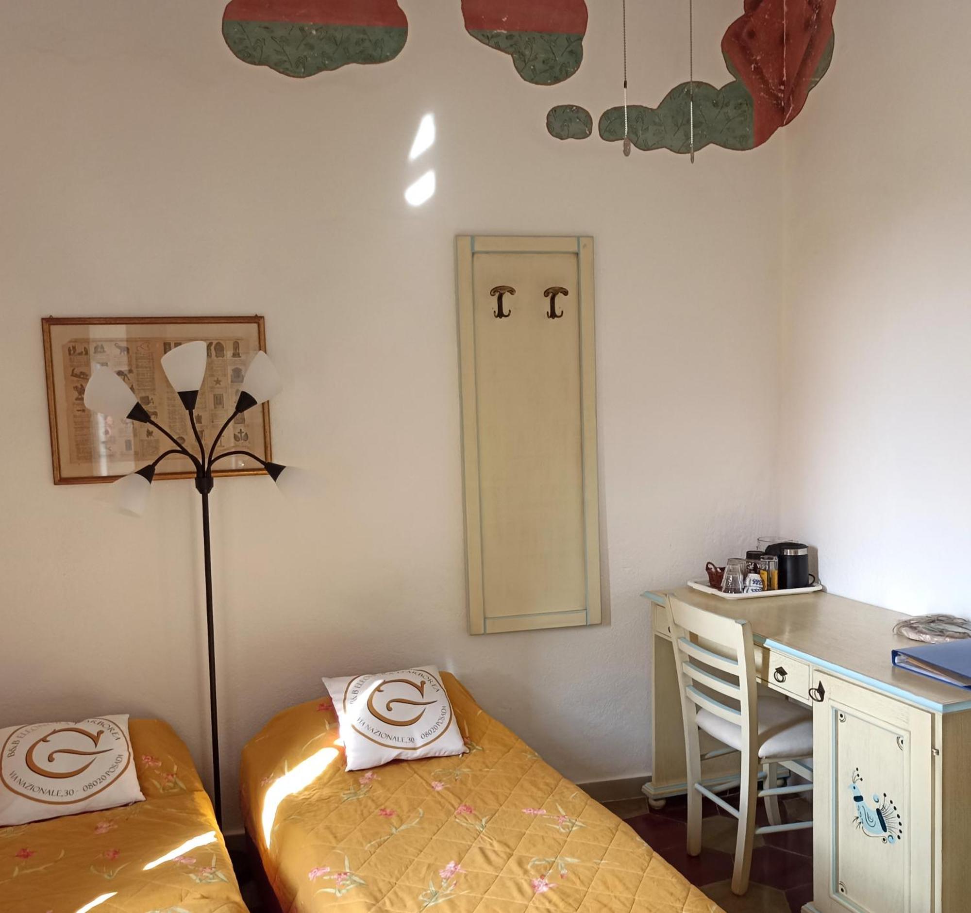 B&B Eleonora D'Arborea, Centro Storico Позада Екстериор снимка