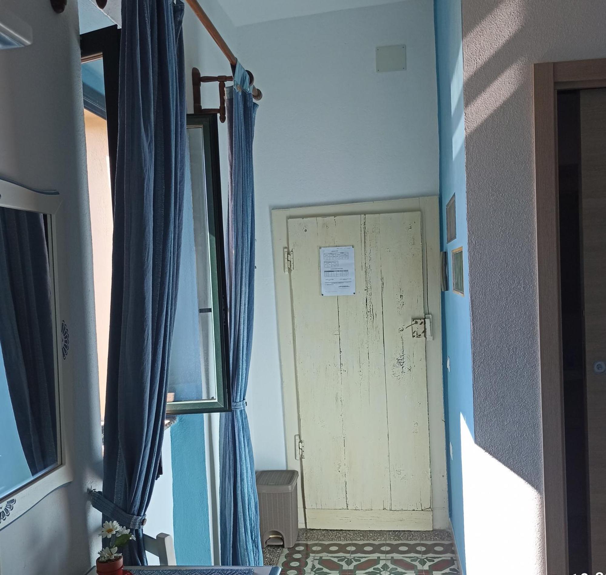B&B Eleonora D'Arborea, Centro Storico Позада Екстериор снимка