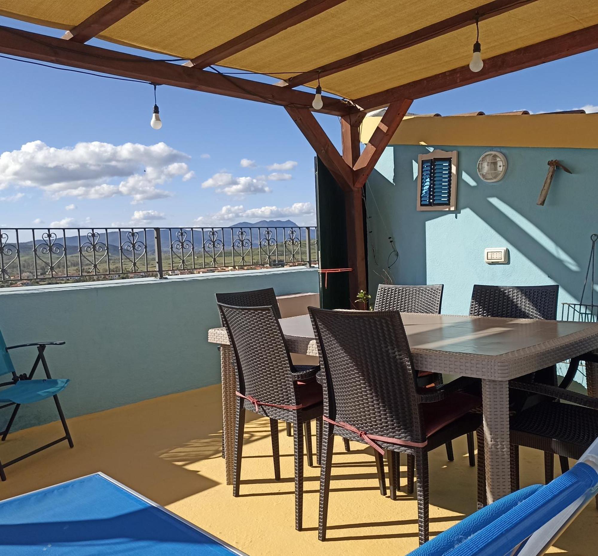 B&B Eleonora D'Arborea, Centro Storico Позада Екстериор снимка