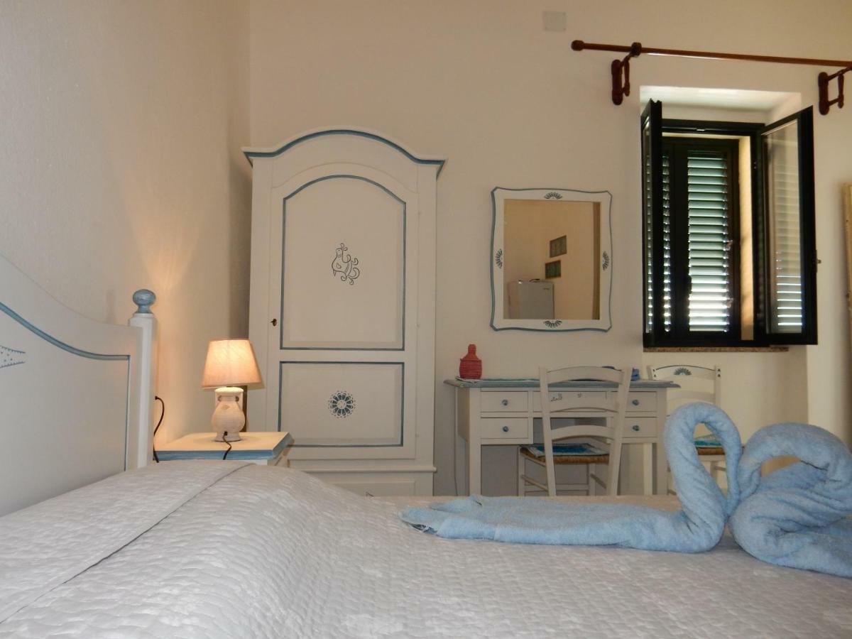 B&B Eleonora D'Arborea, Centro Storico Позада Екстериор снимка