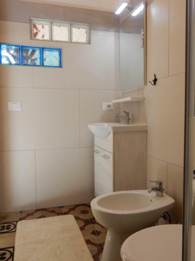 B&B Eleonora D'Arborea, Centro Storico Позада Екстериор снимка