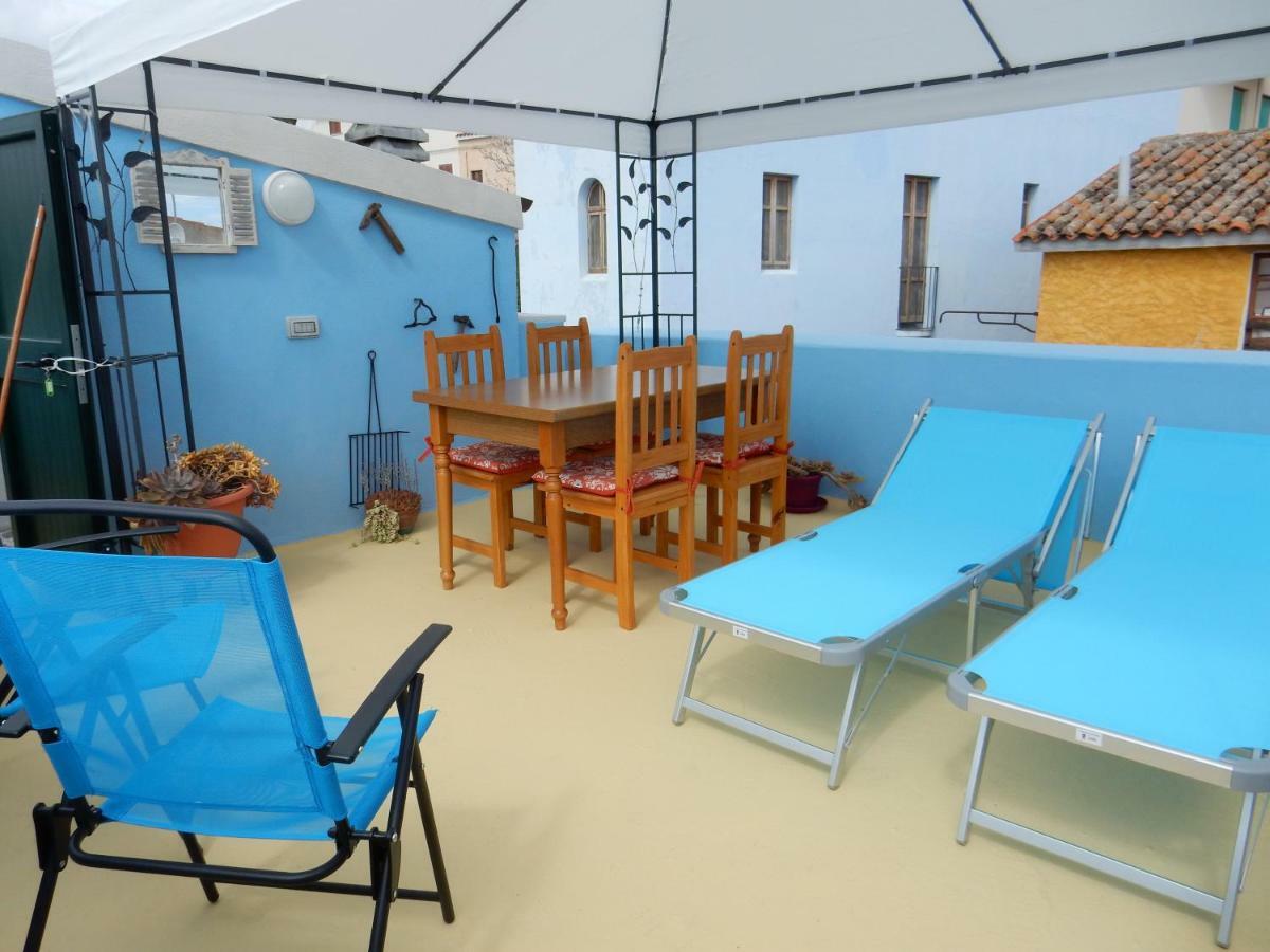 B&B Eleonora D'Arborea, Centro Storico Позада Екстериор снимка